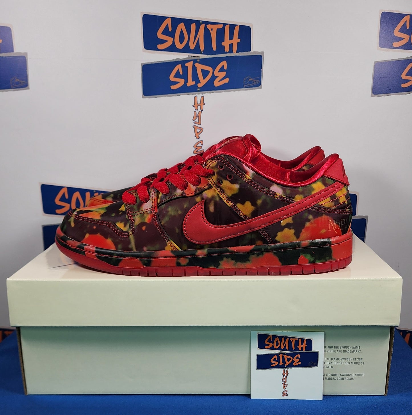 Nike SB Dunk Low - The Wizard of Oz Poppy Field