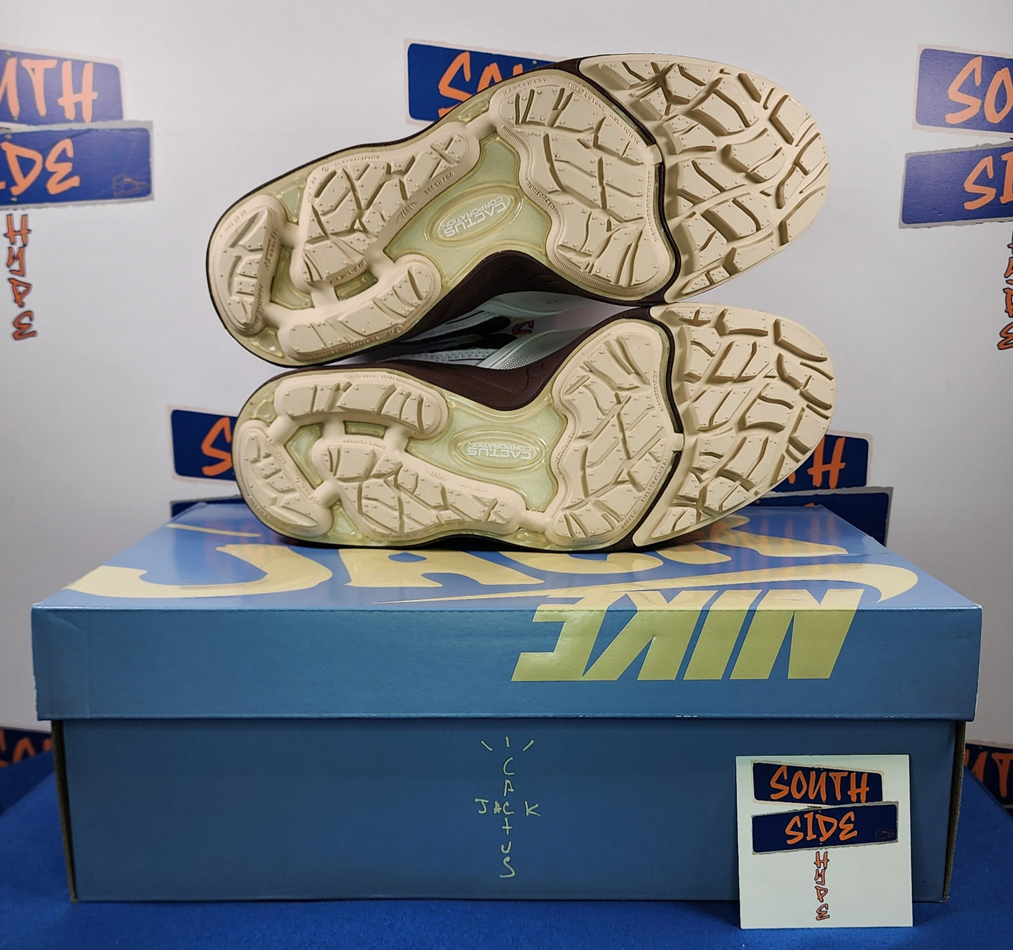 Nike Zoom Field Jaxx Travis Scott Light Chocolate